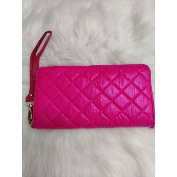 Macbeth Collection Puffy Nylon Wallet - Picture 2 of 6